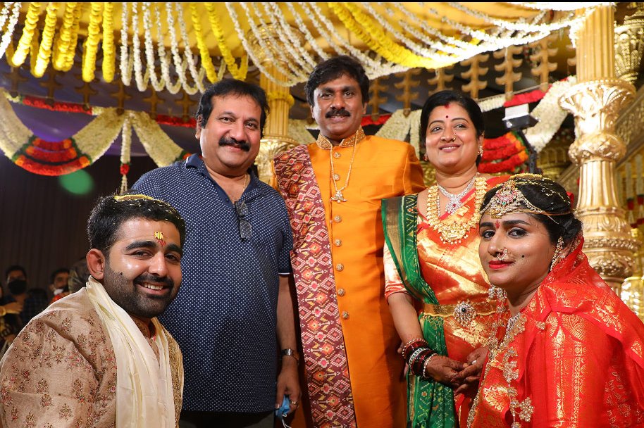 Celebs-at-Raghu-Kunche-Daughter-Marriage